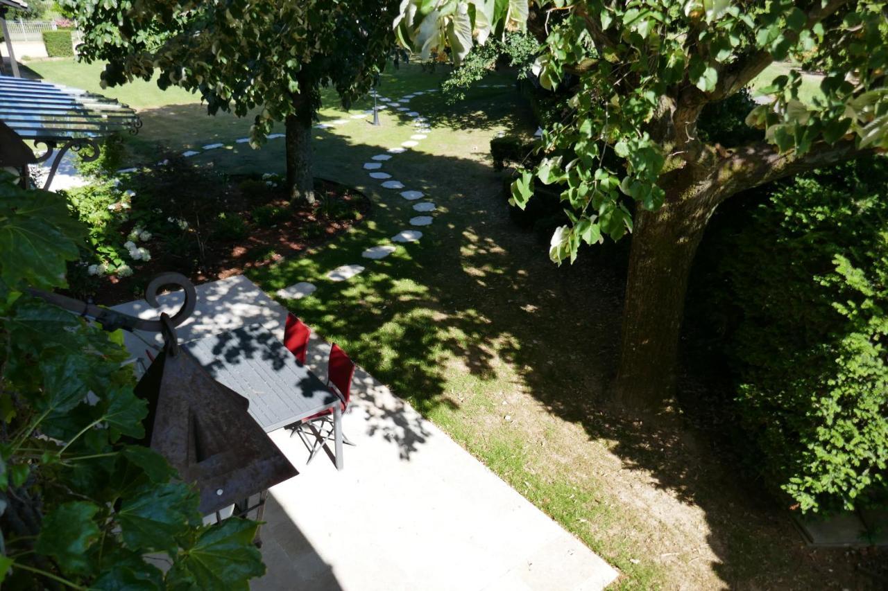 Le Bel Air De Saint Jean Bed & Breakfast Belleville-en-Beaujolais Bagian luar foto